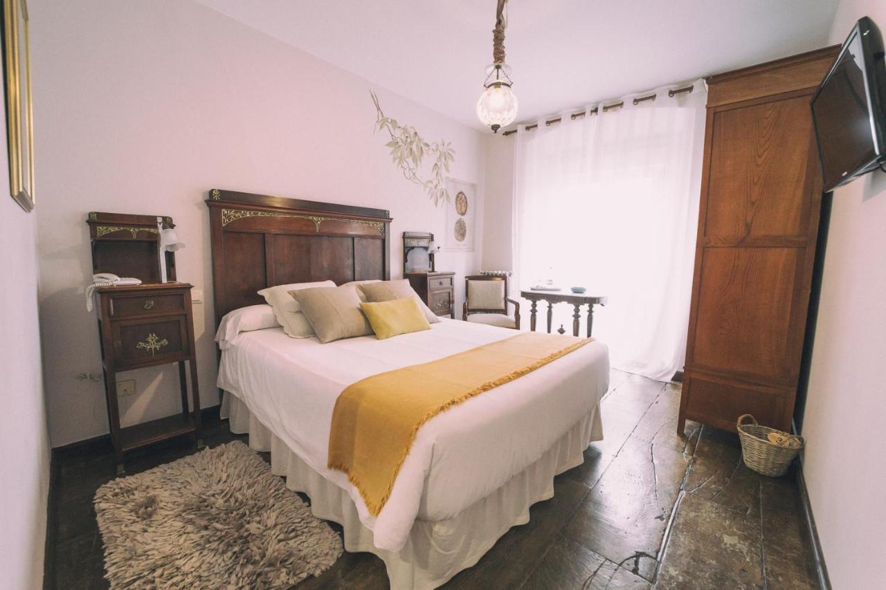 Hotel La Casona De Amandi à Villaviciosa  Extérieur photo
