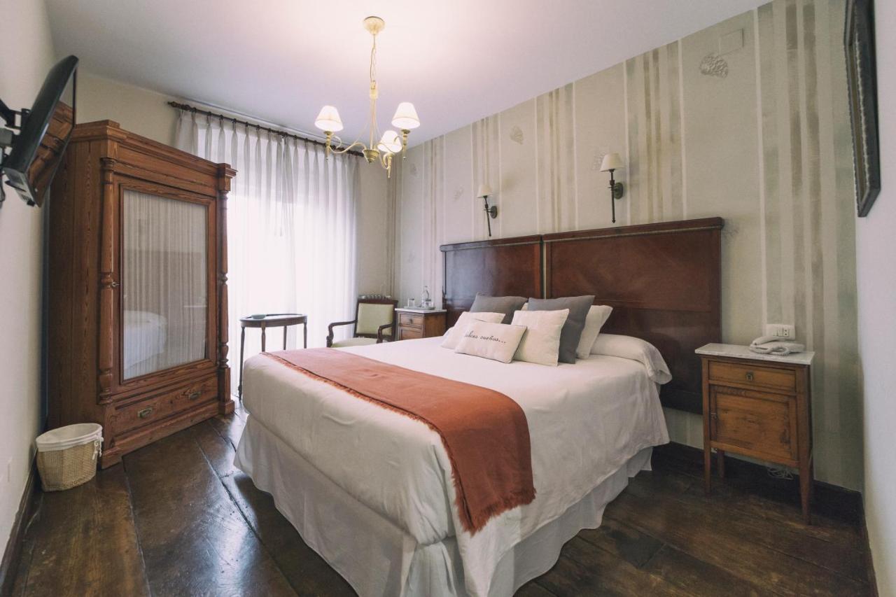Hotel La Casona De Amandi à Villaviciosa  Extérieur photo