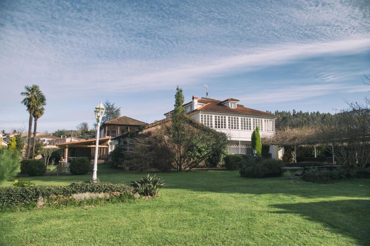 Hotel La Casona De Amandi à Villaviciosa  Extérieur photo